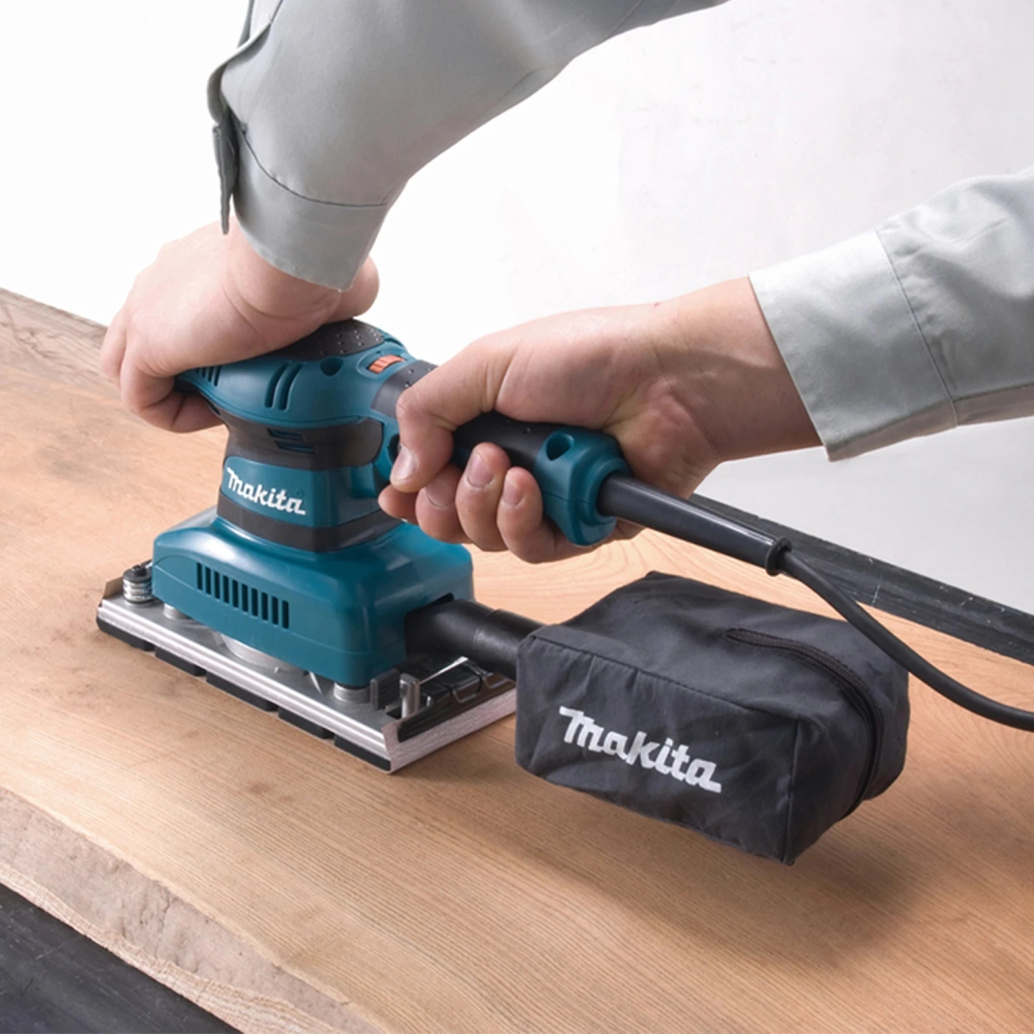 Levigatrice Makita BO3711 190W 5 Levigatrice Makita BO3711 190W - immagine 3