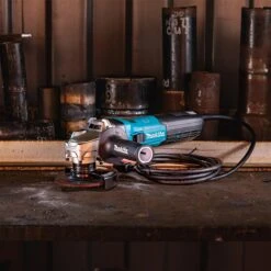 Smerigliatrice Makita GA4591X01 1900W 33 Smerigliatrice Makita GA4591X01 1900W -Strumenti Per La Casa MAKITA 5 43c114ab 2fbf 45dc be55 acf082afa759