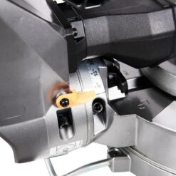 Troncatrice Radiale Makita LS002GZ01 40V -Strumenti Per La Casa MAKITA 8 1eff4173 bf72 42c2 874d 7628d0dfe8ae