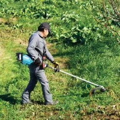 Decespugliatore Makita UR014GZ 40V -Strumenti Per La Casa UR014GZ5